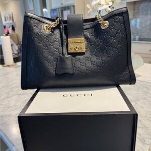 Gucci Black Guccissima Leather Padlock Medium Tote